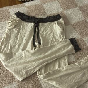 crème & gray sweats